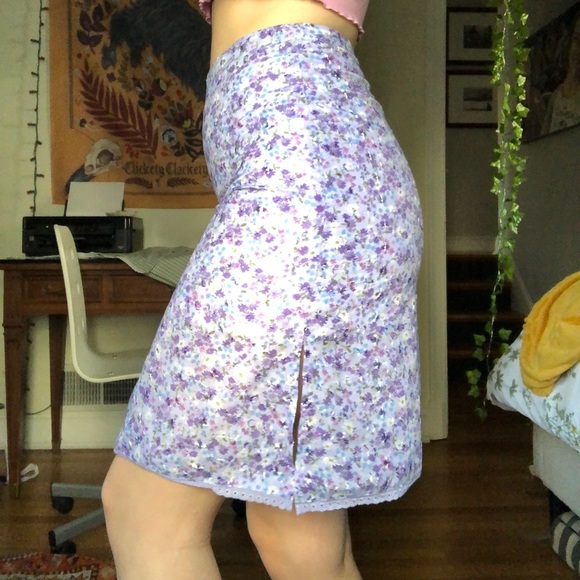 SOLD Fairy floral midi skirt✨ - Picture 2 of 4